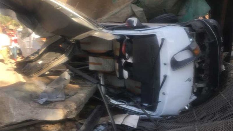 إصابة 9 في حادث تصادم