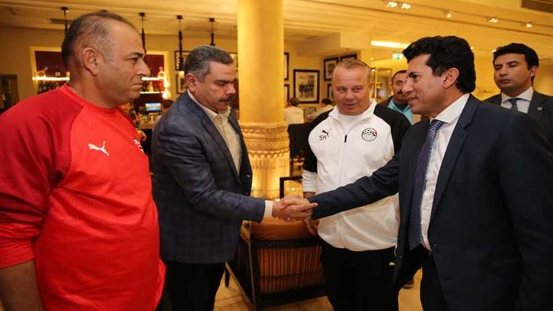 وزير الشباب والرياضة