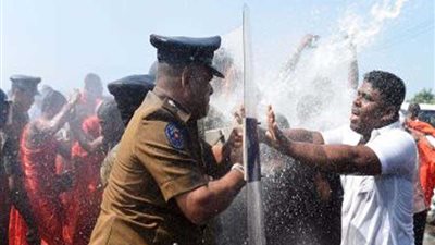 شرطة سريلانكا: إصابة 3 ضباط في أعمال شغب