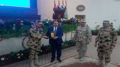 جامعة بني سويف تكرم الشهداء