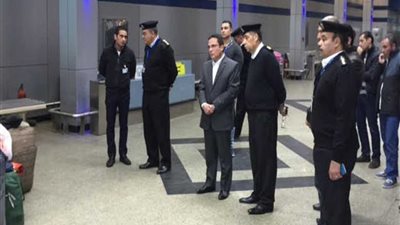 أمن مطار القاهرة يتسلم 9 مواطنين رحلتهم السلطات الألمانية