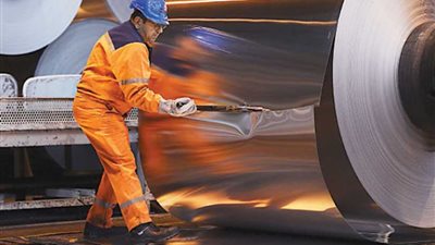 أوروبا مصدومة من زيادة ترامب الضرائب على الصلب المصدر