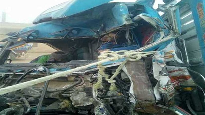 إصابة 9 أشخاص في