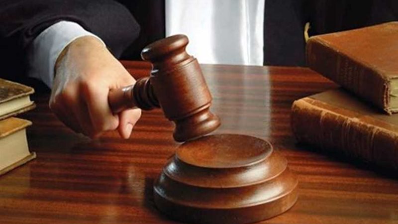 إحالة أوراق 6 متهمين