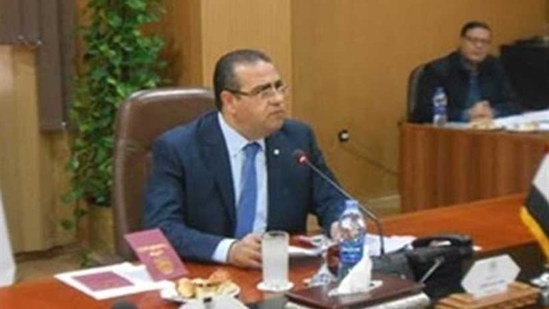 القناوي يتفقد مستشفى