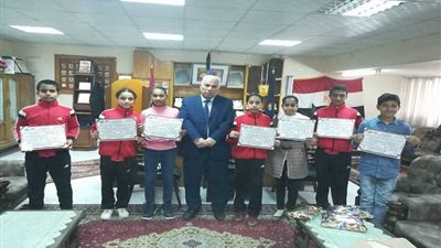 مدير تعليم البحيرة يكرم أوائل الجمهورية في اللياقة البدنية