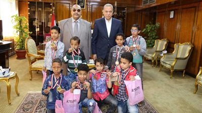 محافظ قنا يكرم أبطال الجمهورية للكونغ فو تحت 11 سنة