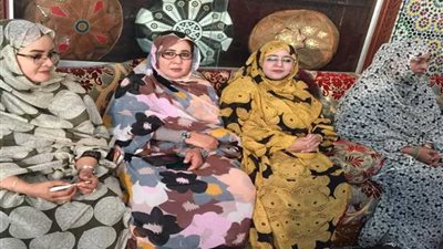 أديبات موريتانيا يحتفلن بالمرأة في عيدها (صور)