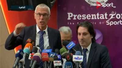 كوبر: سعيد بفرحة الشعب المصري ودعمه لمنتخب بلاده