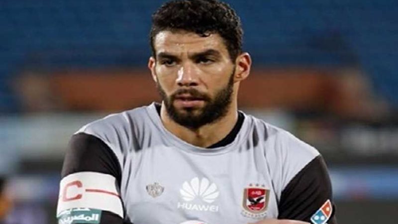 شريف إكرامي يكتفي