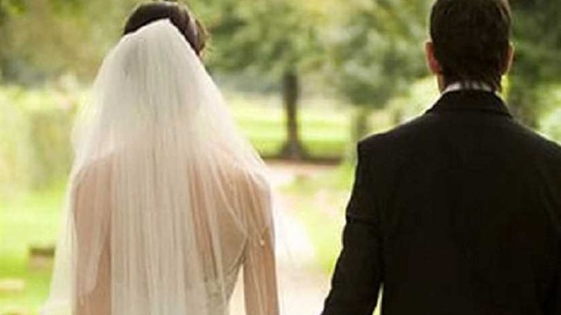 وفاة عروسين صعقا