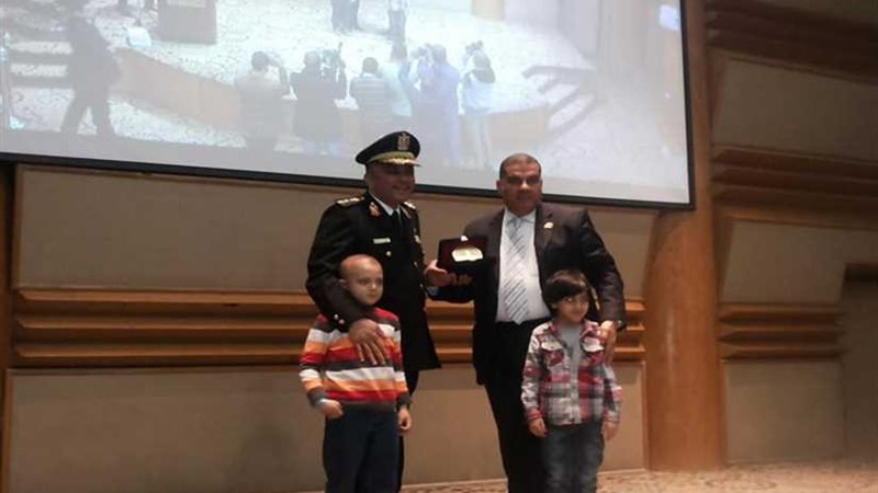 وفد من وزارة الداخلية