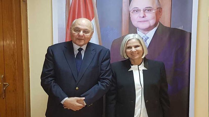 أبو غزالة تلتقي المرشح