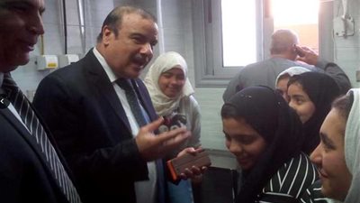 خروج المصابات بالتسمم من المستشفى الجامعي