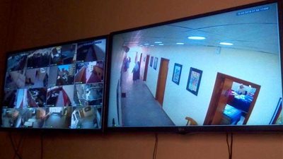 أمن التعليم بالقليوبية يحبط محاولة سرقة شاشة عرض من مبنى الديوان