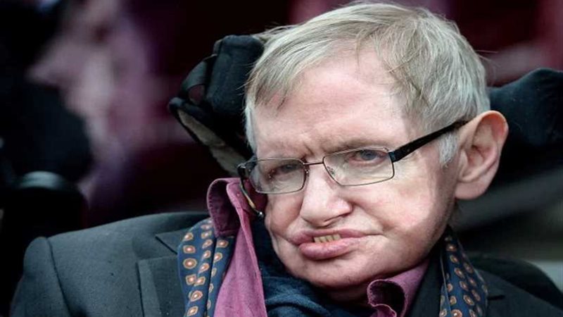 رحيل عالم الفيزياء