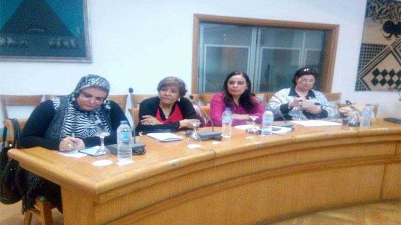 مثقفون يطالبون بعودة