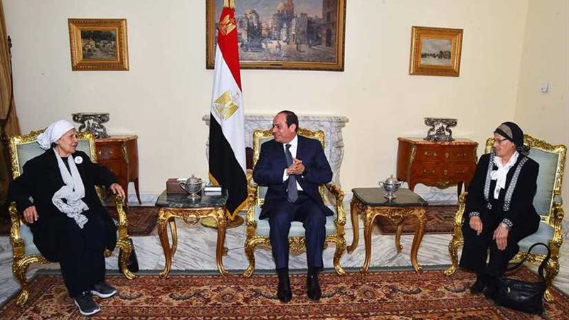 الرئيس السيسي يستقبل