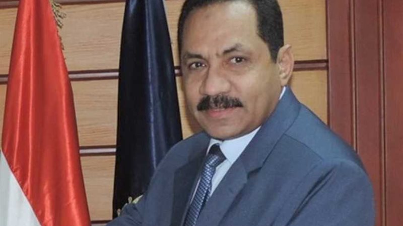 مقتل مسن داخل شقته