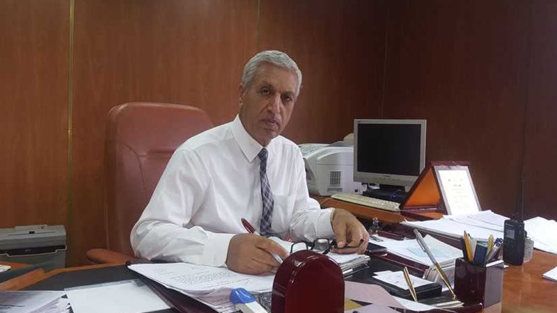 مياه البحيرة تشتري