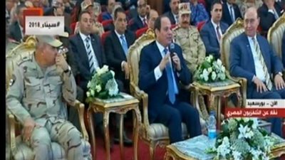السيسي: تمويل المصريين ساهم في بناء المشروعات الثلاثة