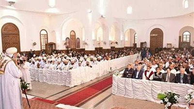 تواضروس يقيم قداس ذكرى البابا شنودة و