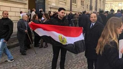 سفيرنا في فرنسا: المصريون تحدوا الثلوج واصطحبوا أطفالهم للتصويت
