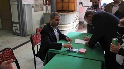 توافد الأطباء على الجمعية العمومية للنقابة بدار الحكمة