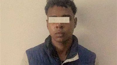 عامل رخام يقتل آخر بعد معاكسته صاحبة محل بقالة