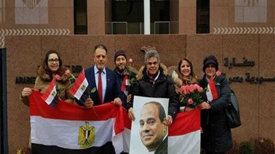 لجان الانتخابات الرئاسية بألمانيا تغلق أبوابها وتبدأ بفرز الأصوات