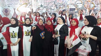 الآلاف يعلنون تأييدهم للرئيس السيسي في مؤتمر بفارسكور