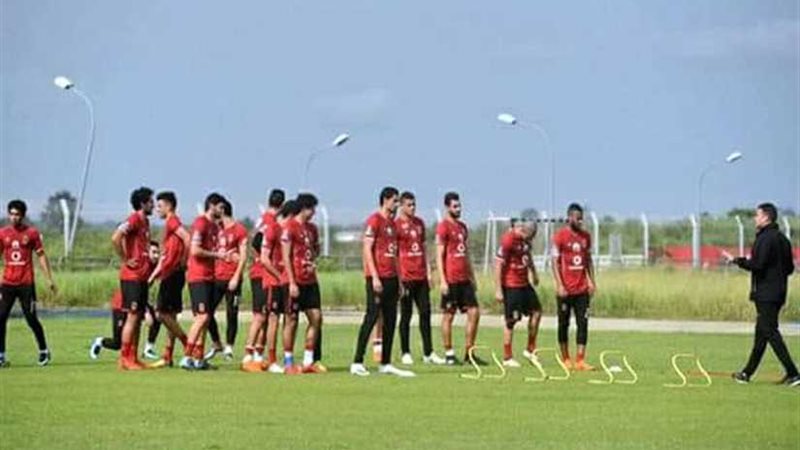 بالصور.. الأهلي يخوض