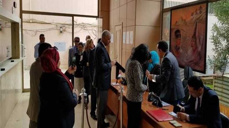 إغلاق صناديق اقتراع