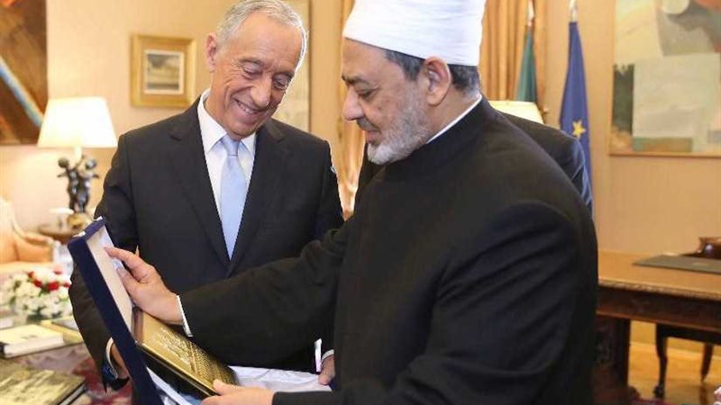 درع الأزهر.. هدية