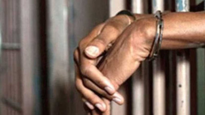 حبس عاطل 4 أيام بتهمة