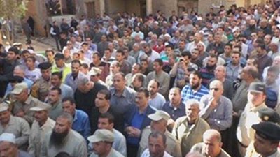 أهالي كفر الزيات ينتظرون وصول جثمان شهيد سيناء 2018