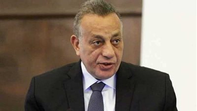 الدالي يكرم 17 أمًا مثالية بالجيزة ويمنحهم شهادات تقدير ومبالغ مالية