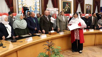 محافظ القاهرة: الأم المصرية قدمت أبناءها شهداء للدفاع عن الوطن