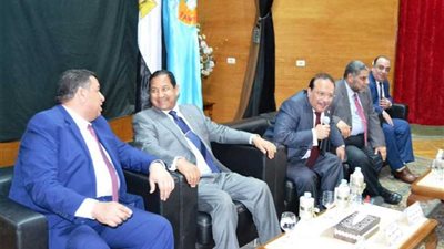 محافظ الغربية يحضر ندوة المشاركة الانتخابية