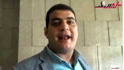 شاب يساهم بتطوير عقارات 