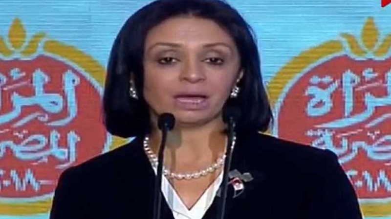 مايا مرسي ترصد إنجازات