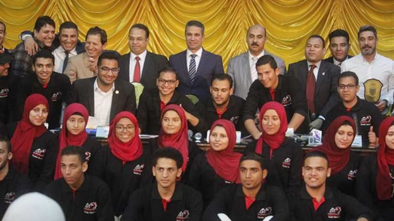 جامعة الفيوم تكرم