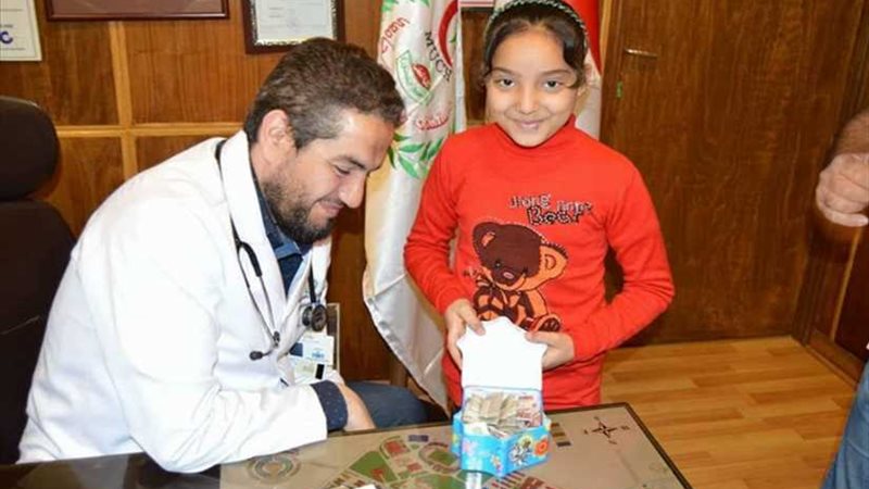 جنى تتبرع بمصروفها