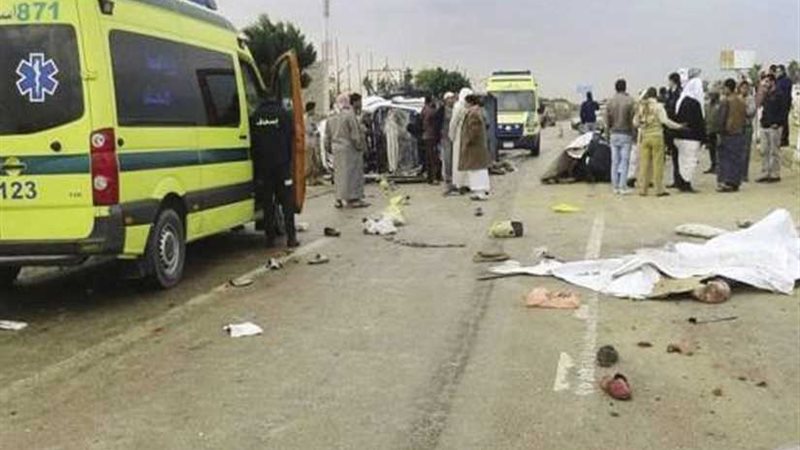 مصرع وإصابة 4 إثر