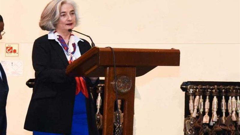 سفيرة فرنسا بالكويت:باريس