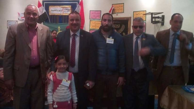 تكريم طالبة بنها