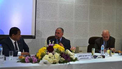 وزير الري ومحافظ الغربية يشهدان ندوة 