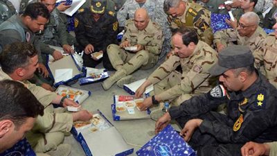 ننشر تفاصيل زيارة السيسي لإحدى القواعد الجوية في سيناء