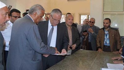 محافظ المنيا يضع حجر أساس مجمع مصالح سمالوط