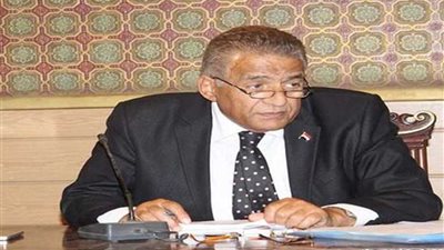 غرف عمليات لمساعدة الناخبين بالنقابات